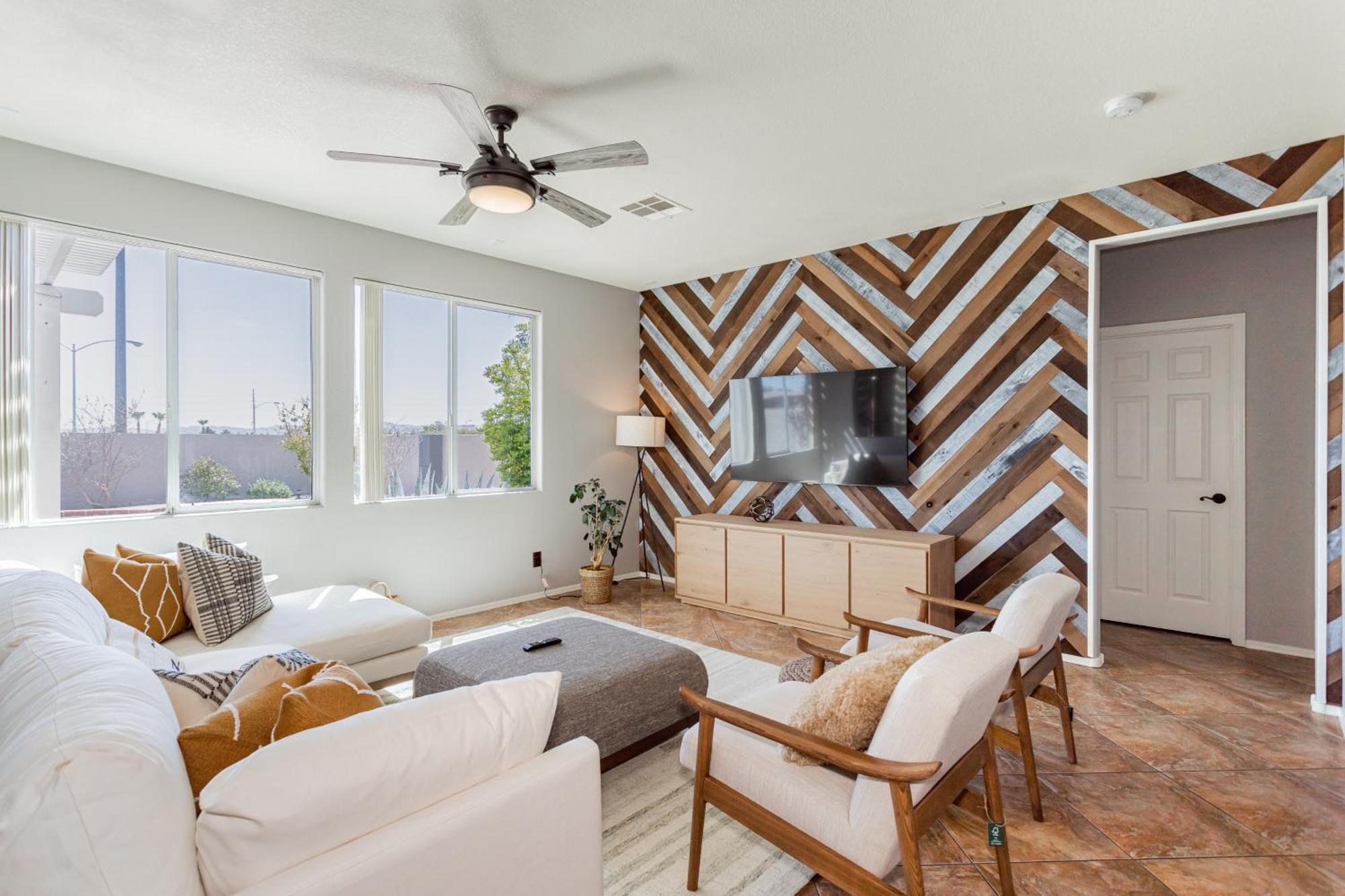 Villa Modern Desert Oasis With Pool And Las Vegas