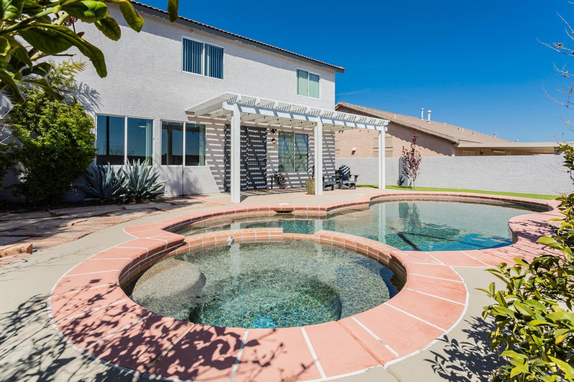 Modern Desert Oasis With Pool And * Las Vegas